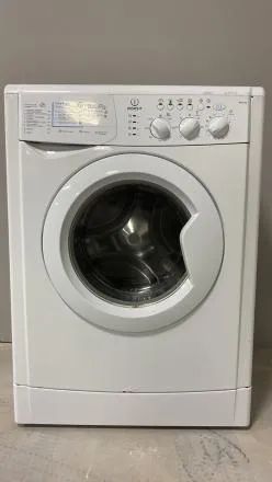 Лот: 21009677. Фото: 1. стиральная машина Indesit бу код... Стиральные машины
