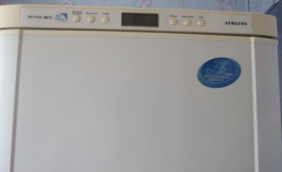 Лот: 5645405. Фото: 1. Холодильник Samsung (no frost... Холодильники, морозильные камеры