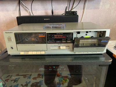 Лот: 20561141. Фото: 1. Кассетная дека Technics rs-d550w-se. Кассетные деки, магнитофоны