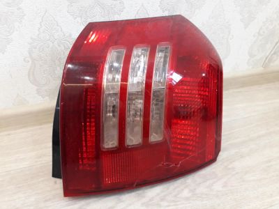 Лот: 10552322. Фото: 1. Фонарь задний правый Toyota runx... Оптика и освещение