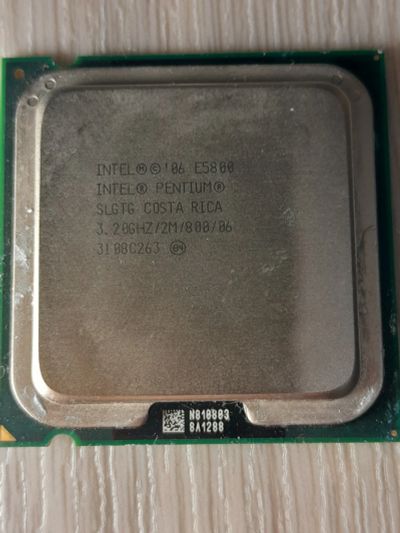 Лот: 25242921. Фото: 1. Процессор Intel Pentium E5800. Процессоры