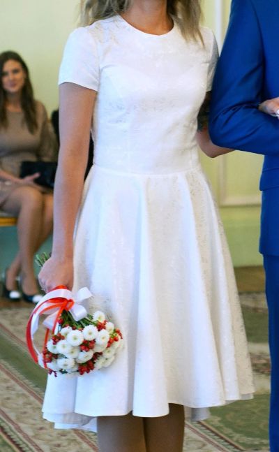 Лот: 14500397. Фото: 1. Свадебное платье. Свадебные платья