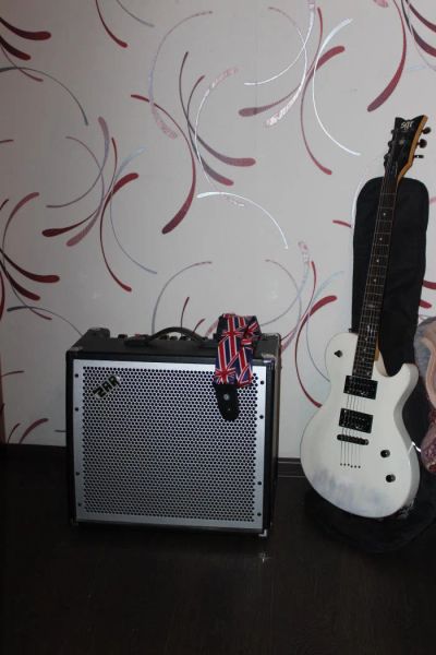 Лот: 10714184. Фото: 1. Электрогитара schecter sgr solo... Гитары