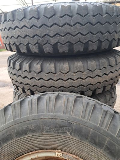 Лот: 22559793. Фото: 1. Автошина 8,40-15С(215/90/15) Модель... Шины