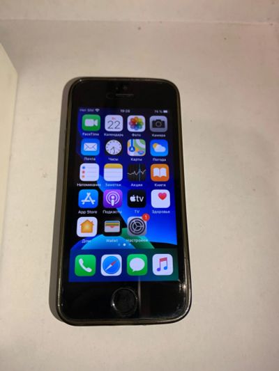 Лот: 15222278. Фото: 1. iPhone SE 32Gb обмен на ноутбук. Смартфоны