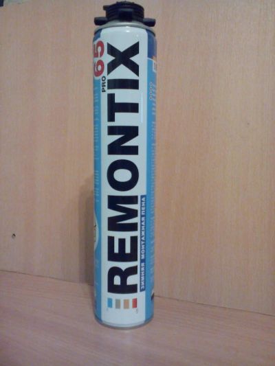 Лот: 4544447. Фото: 1. пена монтажная зимняя remontix. Клеи, герметики, пена монтажная, клейкие ленты