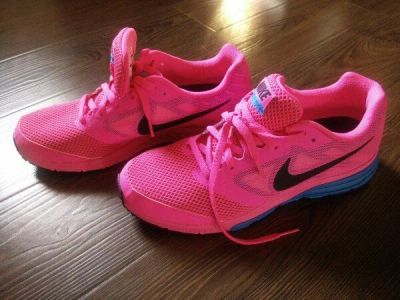 Лот: 9544805. Фото: 1. Женские кроссовки Nike оригинал... Кеды, кроссовки, слипоны
