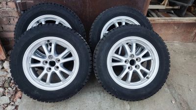 Лот: 24401356. Фото: 1. Зимние колеса r15 5*100 prius... Шины на дисках