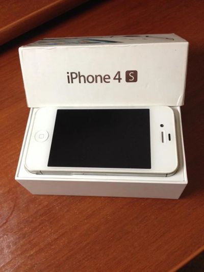 Лот: 3585274. Фото: 1. Apple Iphone 4S 16gb White (Белый... Смартфоны