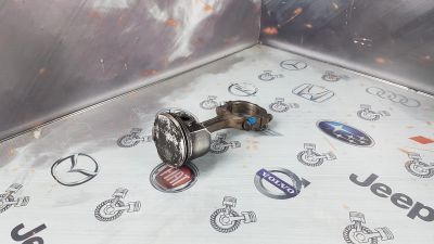 Лот: 23589891. Фото: 1. Поршень с шатуном Subaru Impreza... Двигатель и элементы двигателя