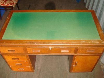 Лот: 6293883. Фото: 1. стол с сукном. Мебель