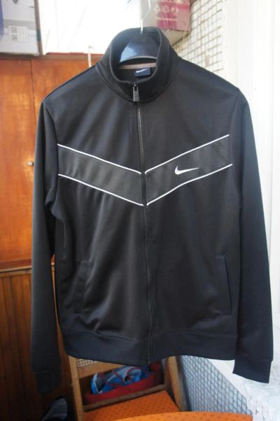 Лот: 6186023. Фото: 1. Спортивный костюм Nike, оригинал... Спортивные костюмы