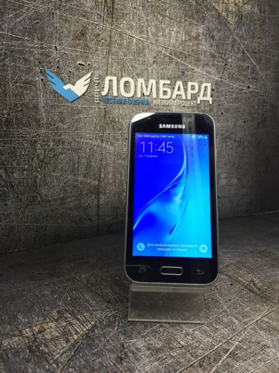 Лот: 15839879. Фото: 1. Смартфон Samsung SM-J105H Galaxy... Смартфоны