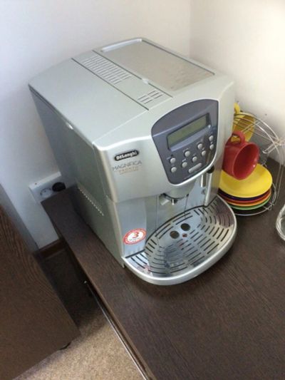 Лот: 6901316. Фото: 1. Кофемашина DeLonghi ESAM 4500... Чайники, кофемашины, кулеры