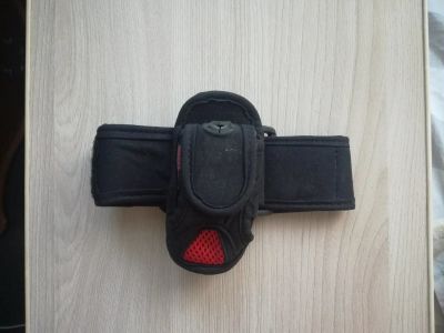 Лот: 12133524. Фото: 1. Чехол на руку для плеера. Чехлы, бамперы