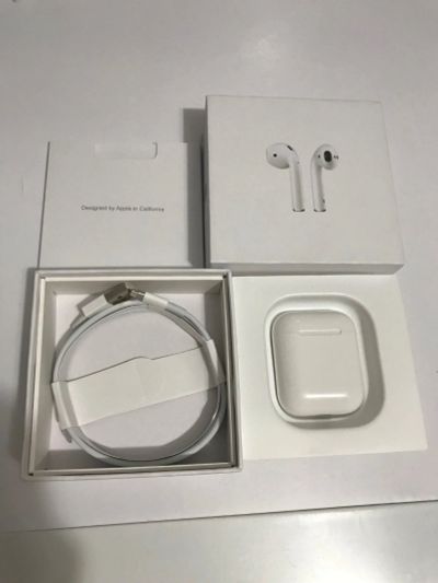 Лот: 12774547. Фото: 1. AirPods. Наушники, гарнитуры