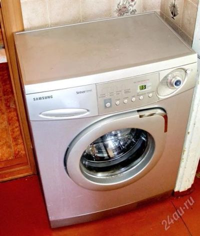 Лот: 887738. Фото: 1. Компактная стиралочка Samsung... Стиральные машины