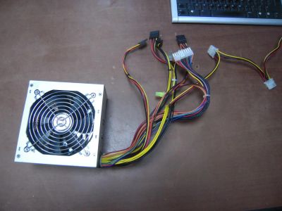 Лот: 11203521. Фото: 1. Блок питания ATX для компьютера... Корпуса, блоки питания