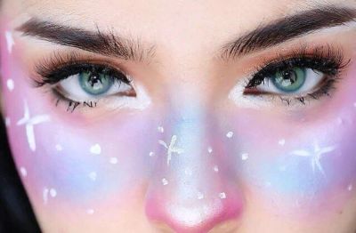 Лот: 10794394. Фото: 1. Universe blue! Корейский аналог... Контактные линзы