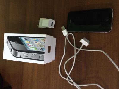 Лот: 3483713. Фото: 1. Iphone 4s 16Gb Black. Смартфоны