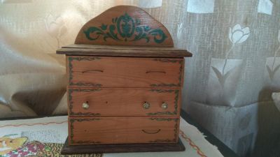 Лот: 12721475. Фото: 1. Комод для кукол ручная работа. Куклы и аксессуары