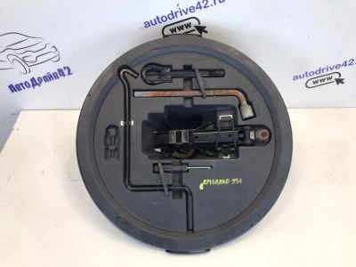 Лот: 21707561. Фото: 1. домкрат Geely Emgrand EC7 FE-1. Двигатель и элементы двигателя