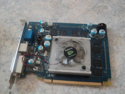 Лот: 4971693. Фото: 1. Видео карта geforce 8600GS 512mb. Видеокарты