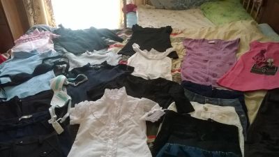 Лот: 5615795. Фото: 1. отдам одежду для девочки рост... Другое (одежда и аксессуары)