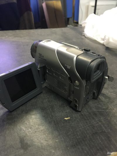 Лот: 16837148. Фото: 1. Видеокамера Panasonic с рубля. Цифровые компактные