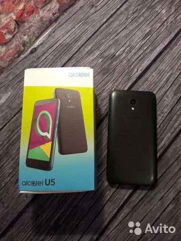 Лот: 11168016. Фото: 1. Телефон Alcatel 4047D U5 комплект. Кнопочные мобильные телефоны