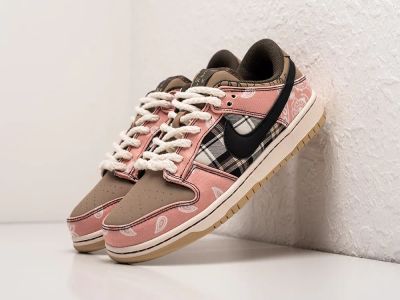 Лот: 20578044. Фото: 1. Кроссовки Nike SB Dunk Low x Travis... Кеды, кроссовки, слипоны