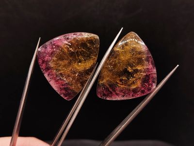 Лот: 21038560. Фото: 1. Кабошоны: 62.85 ct. Турмалин полихромный... Драгоценные и поделочные камни