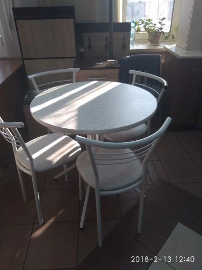 Лот: 11036965. Фото: 1. комплект кухонный Стол круглый... Столы, стулья, обеденные группы