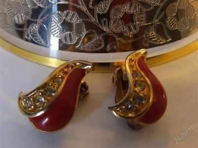 Лот: 990667. Фото: 1. Клипсы- серьги. Новые.Венгрия. Серьги, каффы