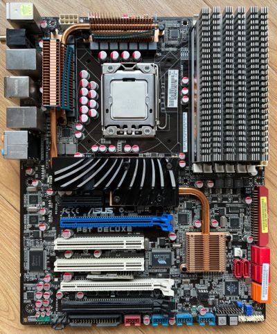 Лот: 19379941. Фото: 1. Asus LGA1366 P6T Deluxe + Xeon... Материнские платы