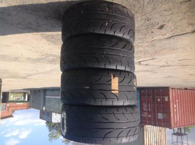 Лот: 4549788. Фото: 1. Держаковый комплект Dunlop Direzza... Шины