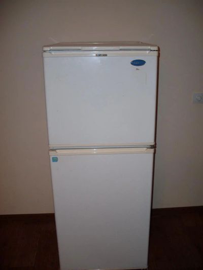 Лот: 3509783. Фото: 1. Холодильник Бирюса. Холодильники, морозильные камеры