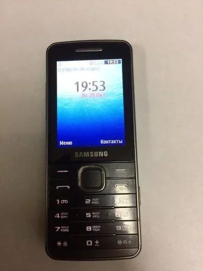 Лот: 12528167. Фото: 1. Сотовый Телефон Samsung S5610... Кнопочные мобильные телефоны