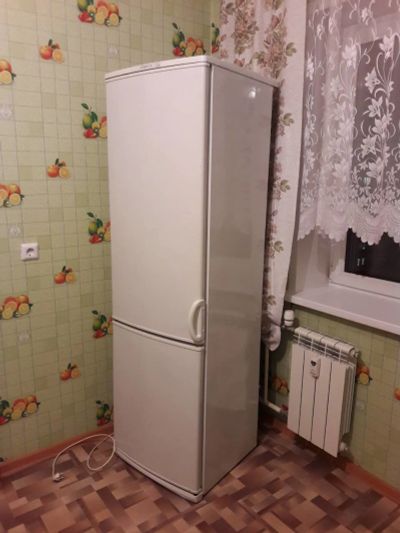Лот: 12337880. Фото: 1. Продам хороший холодильник. Холодильники, морозильные камеры