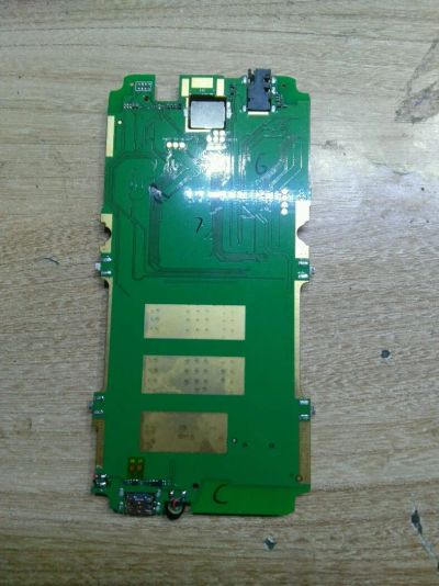 Лот: 10467781. Фото: 1. Основная плата Micromax Q402. Микросхемы и платы