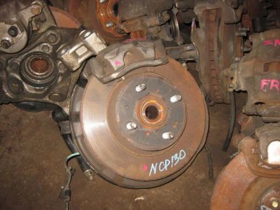 Лот: 20896501. Фото: 1. Ступица Toyota Vitz NSP130 1NR-FE... Кузов