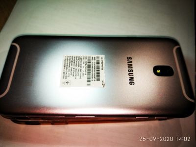 Лот: 16552817. Фото: 1. Смартфон Samsung J7. Смартфоны