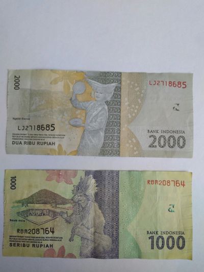 Лот: 15648314. Фото: 1. Индонезия 1000, 2000 рупий (1... Азия