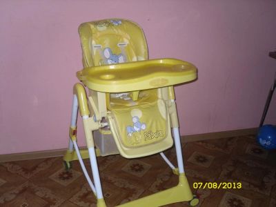 Лот: 3042000. Фото: 1. стульчик для кормления (игр) ребенка. Стульчики для кормления