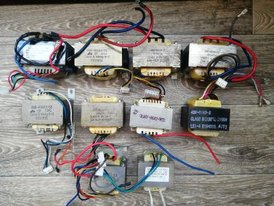 Лот: 22715680. Фото: 1. Трансформаторы от ИБП, 10 шт. Трансформаторы, катушки