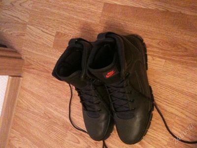 Лот: 1365481. Фото: 1. Зимние кроссовки Nike ACG. Кеды, кроссовки, слипоны