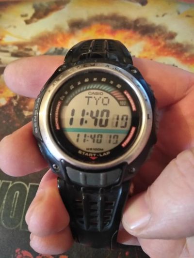 Лот: 9183421. Фото: 1. Спортивные часы Casio SWG-200-1V... Оригинальные наручные часы