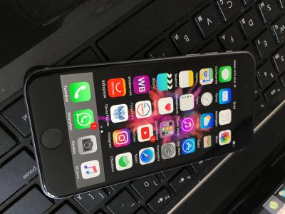 Лот: 17212724. Фото: 1. iphone 6s 64gb. Смартфоны