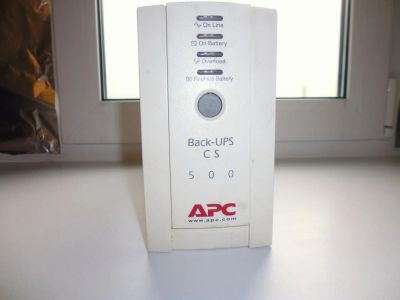 Лот: 7837367. Фото: 1. Бесперебойник APC Back-UPS CS... ИБП, аккумуляторы для ИБП