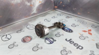 Лот: 23590245. Фото: 1. Шатун Mazda Axela LF-VDS LFYD11010. Двигатель и элементы двигателя